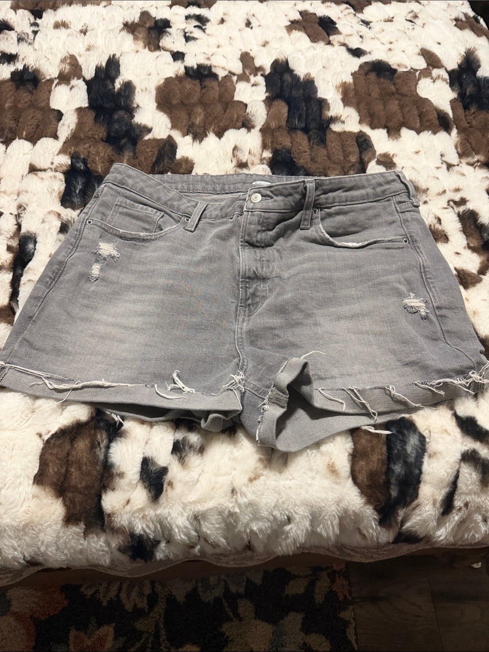 Old Navy Light Gray Distressed Denim Shorts